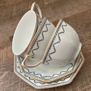 Johnson Brothers | Vintage England Tea Cup & Saucer Set